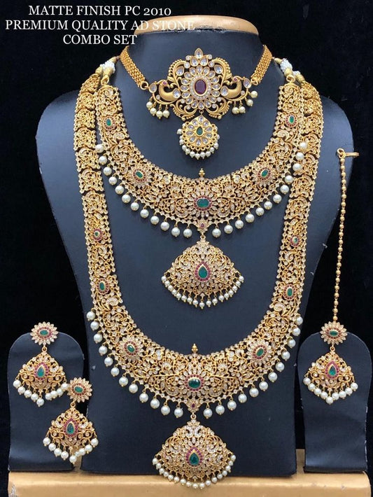 Antique Golden Style Set For You